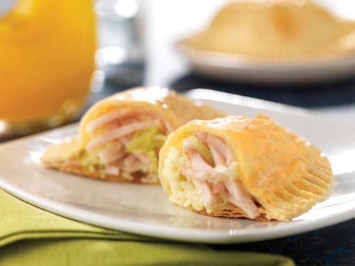 Empanadas Horneadas de Pechuga de Pavo Superior Plumrose y Ajo Porro